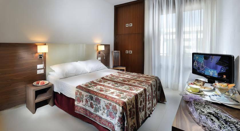 Hotel President Bibione Bagian luar foto