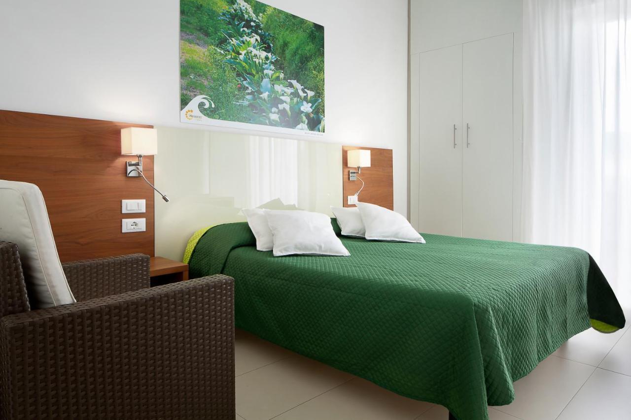 Hotel President Bibione Bagian luar foto